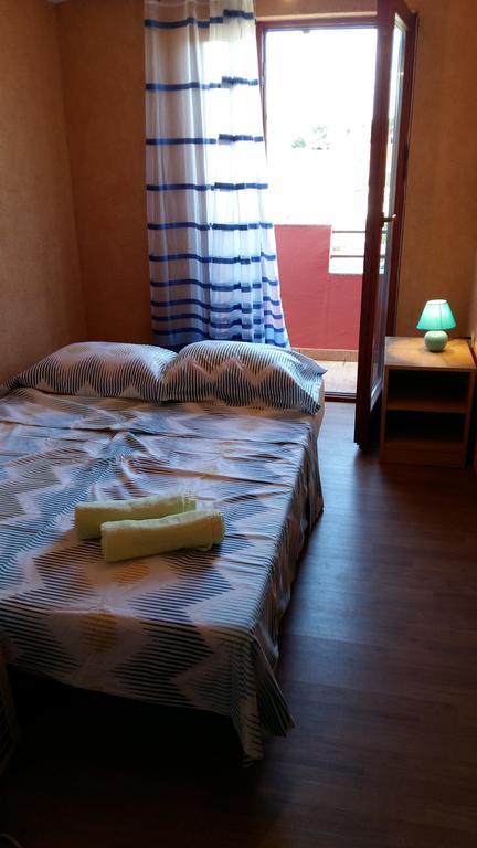 Apartments Ema Vir Eksteriør billede